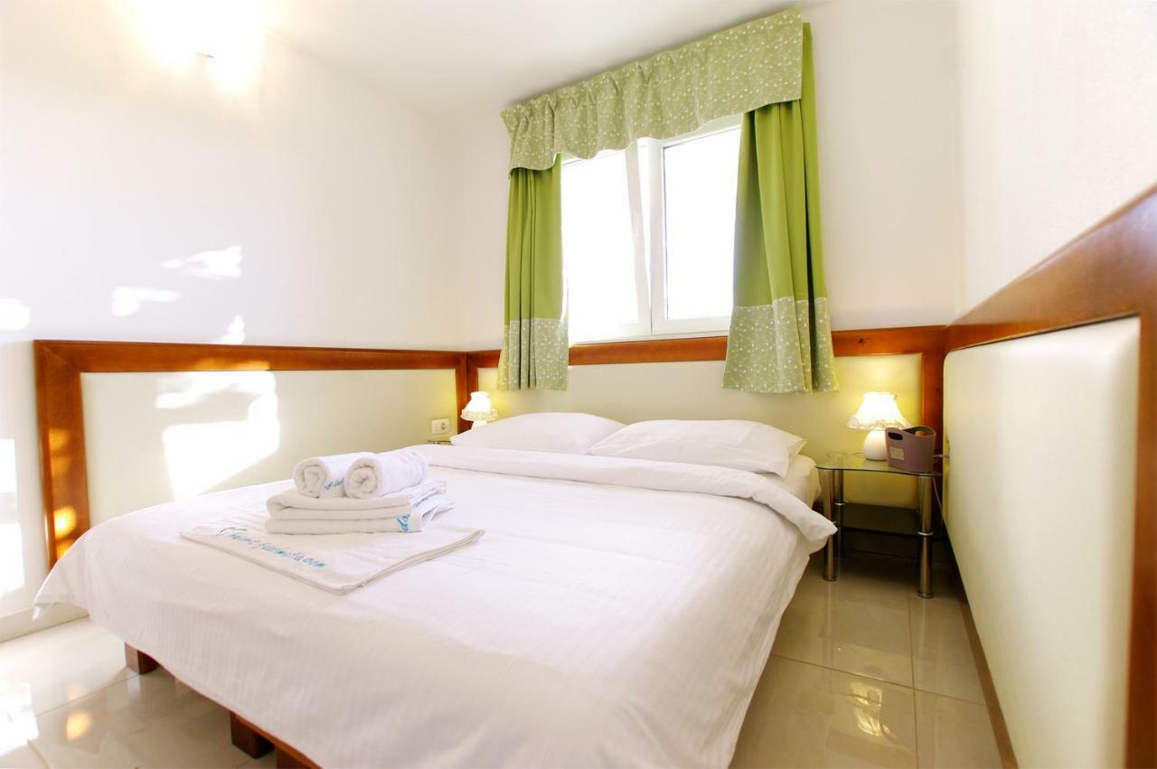 Апартаменты Apartman Murter Center 4+1 Id 720 Экстерьер фото