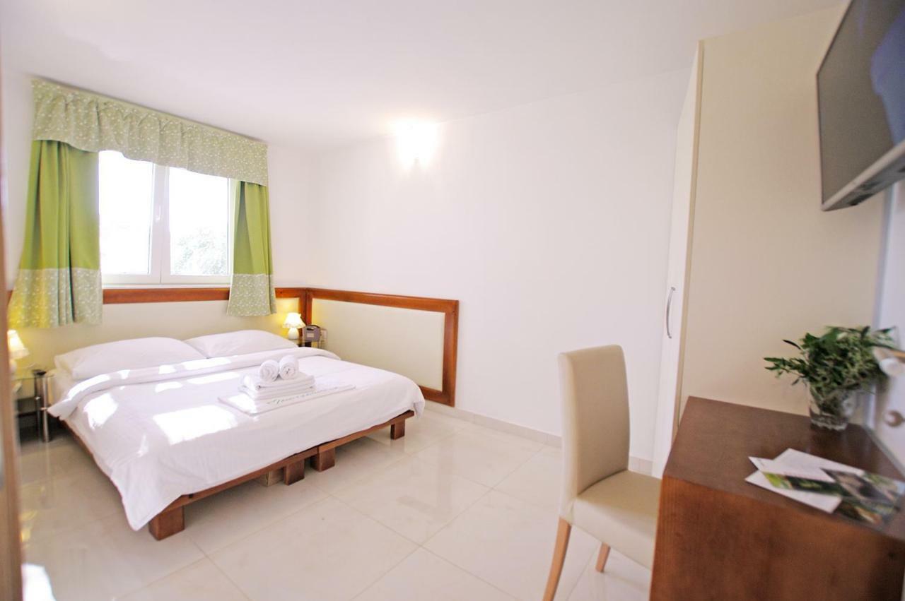 Апартаменты Apartman Murter Center 4+1 Id 720 Экстерьер фото