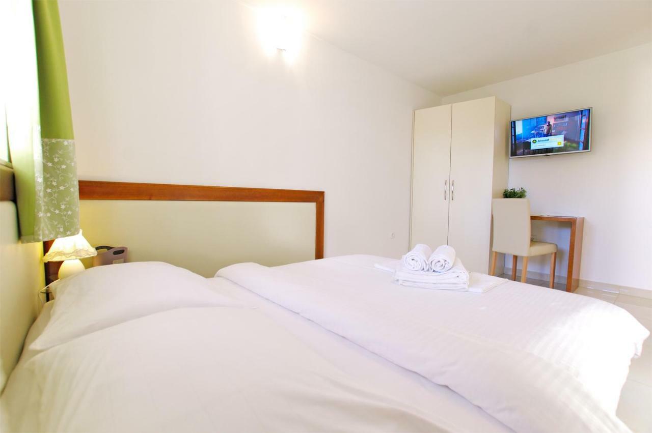 Апартаменты Apartman Murter Center 4+1 Id 720 Экстерьер фото